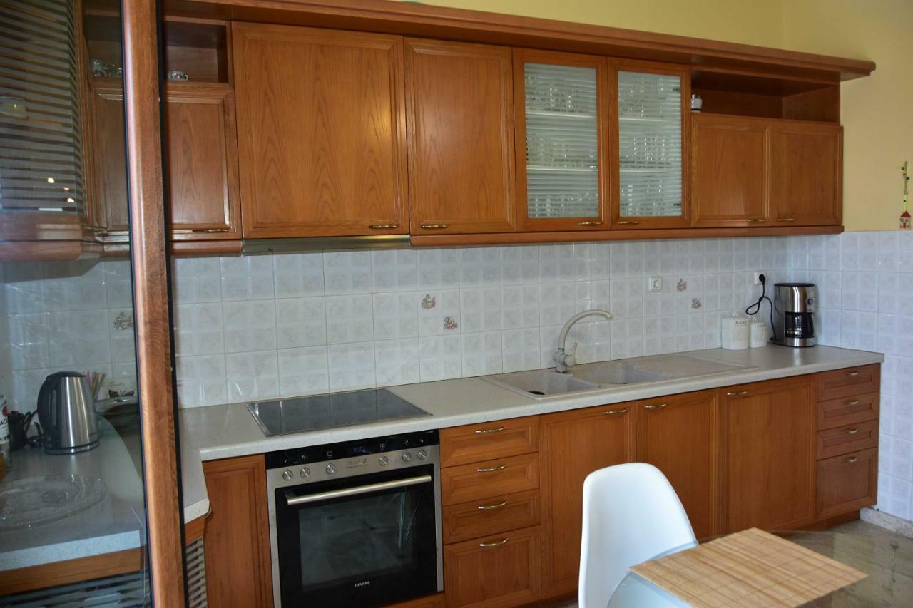 شقة Family Cozy House نافبليو المظهر الخارجي الصورة